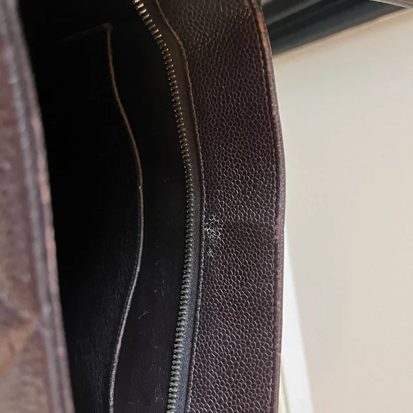 Chanel Medallion Tote in Lambskin - Picture 11 of 12